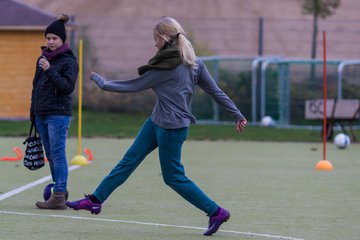 Bild 45 - C-Juniorinnen Training